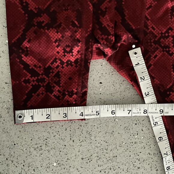 Lululemon Leggings Women Size 2 Red Animal Print Wunder Under Ziggy Active Pants - Picture 6 of 12